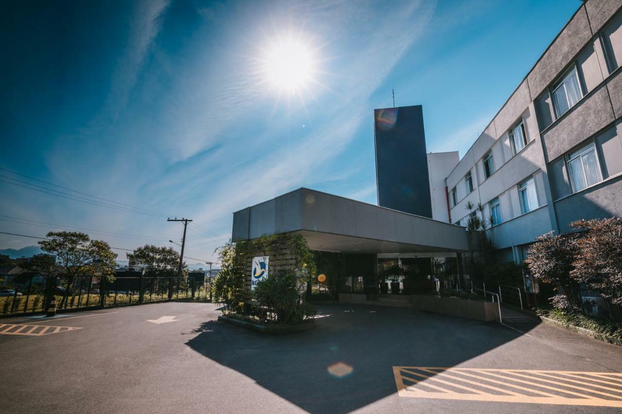 Le Canard Joinville Exterior photo